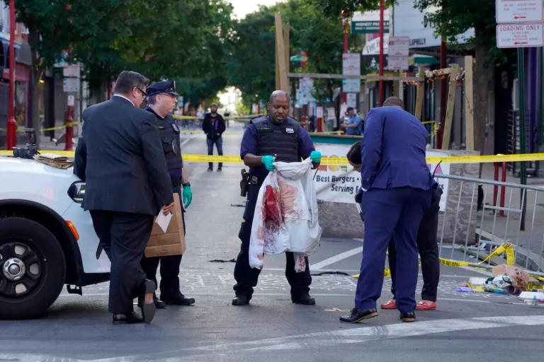 Shooting in Downtown Philadelphia Leaves
